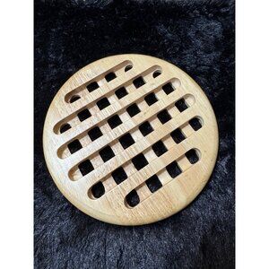 Round Wooden Lattice Trivet For Hot Pots & Pans